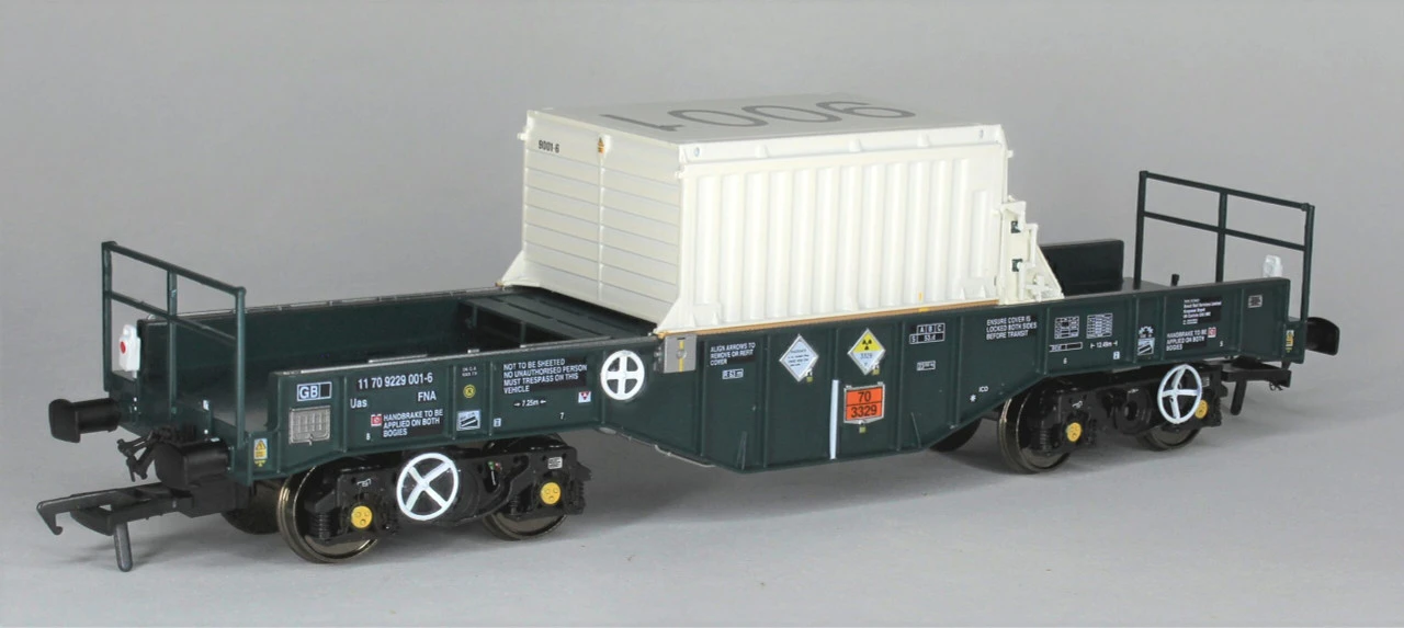 Revolution Trains OO Gauge FNA-D Nuclear Flask Carrier 11 70 9229 023-0 Model Railway Wagon RT-FNAD-407