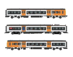 Dapol OO Gauge Class 323 3 Car EMU West Midlands Trains DCC Ready 4D-323-005