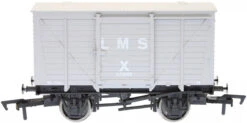 Dapol OO Gauge LMS Grey Ventilated Van Model Wagon 4F-011-040